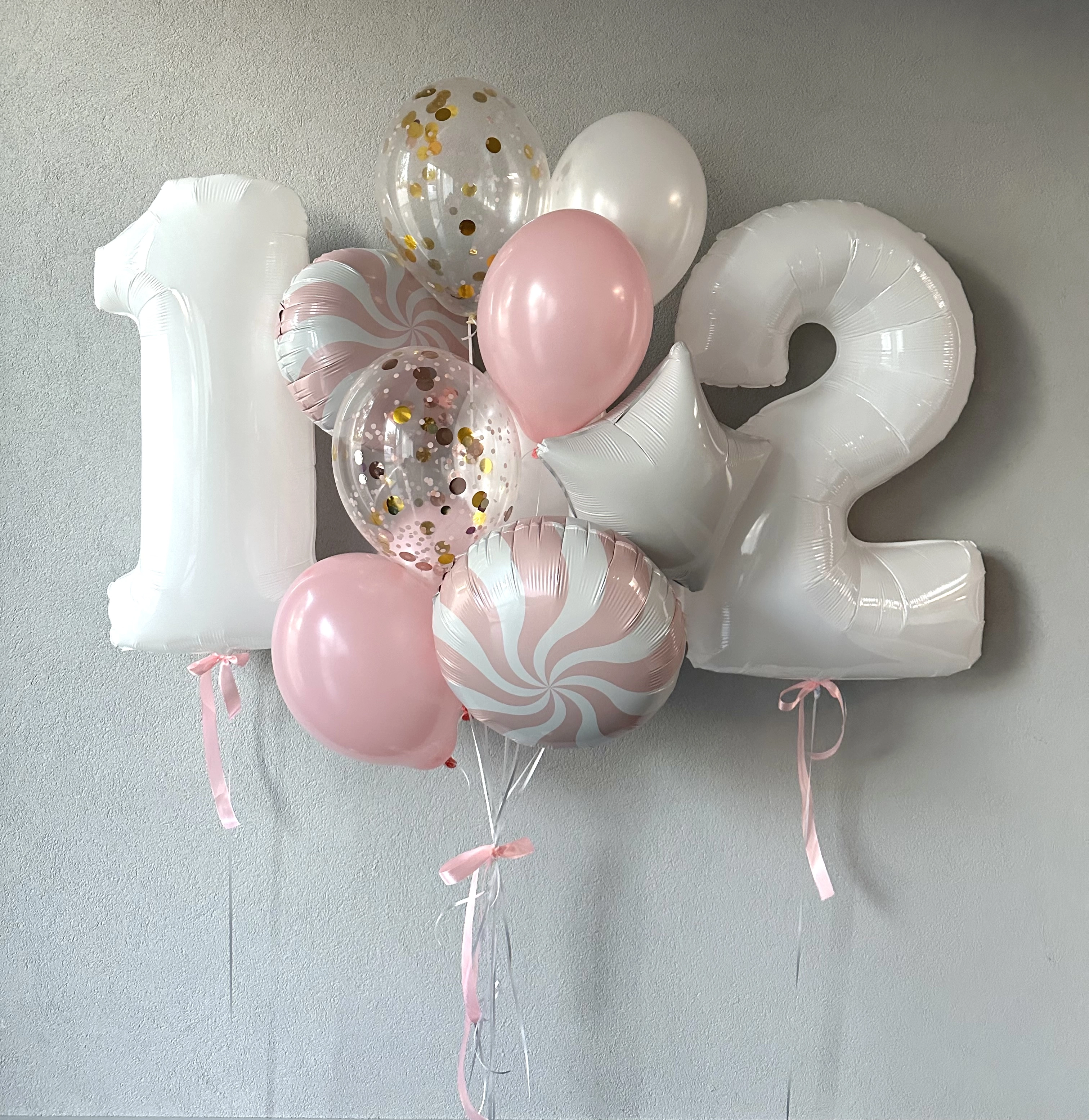 Balloon arrangement with numbers “Virginie”