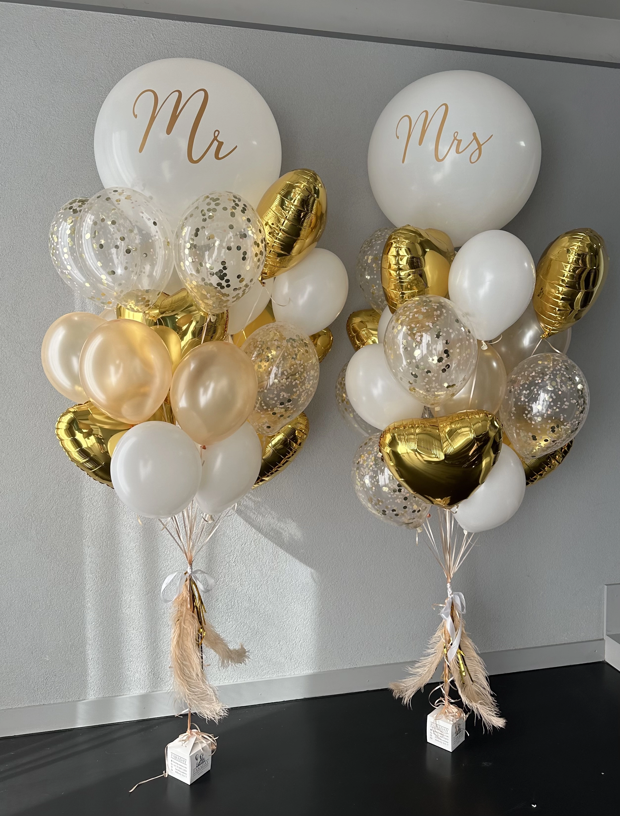Gorgeous set «Mr&Mrs»