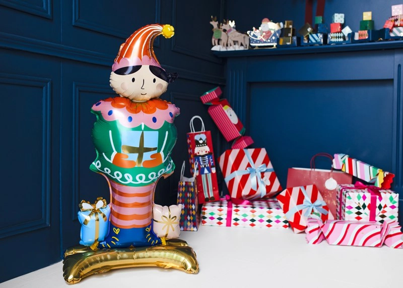 Standing balloon in Elf shape