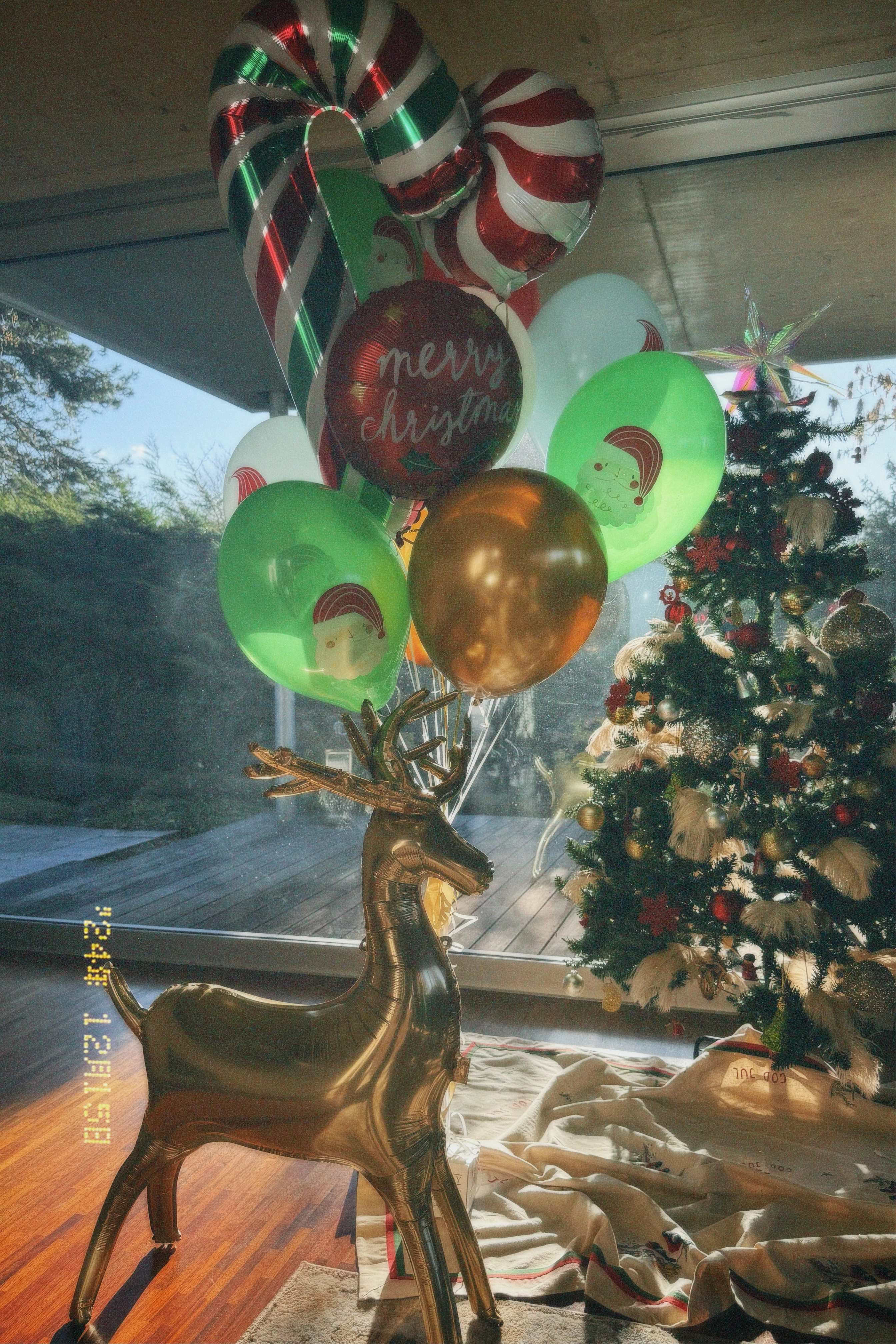 Balloon set “Golden deer”