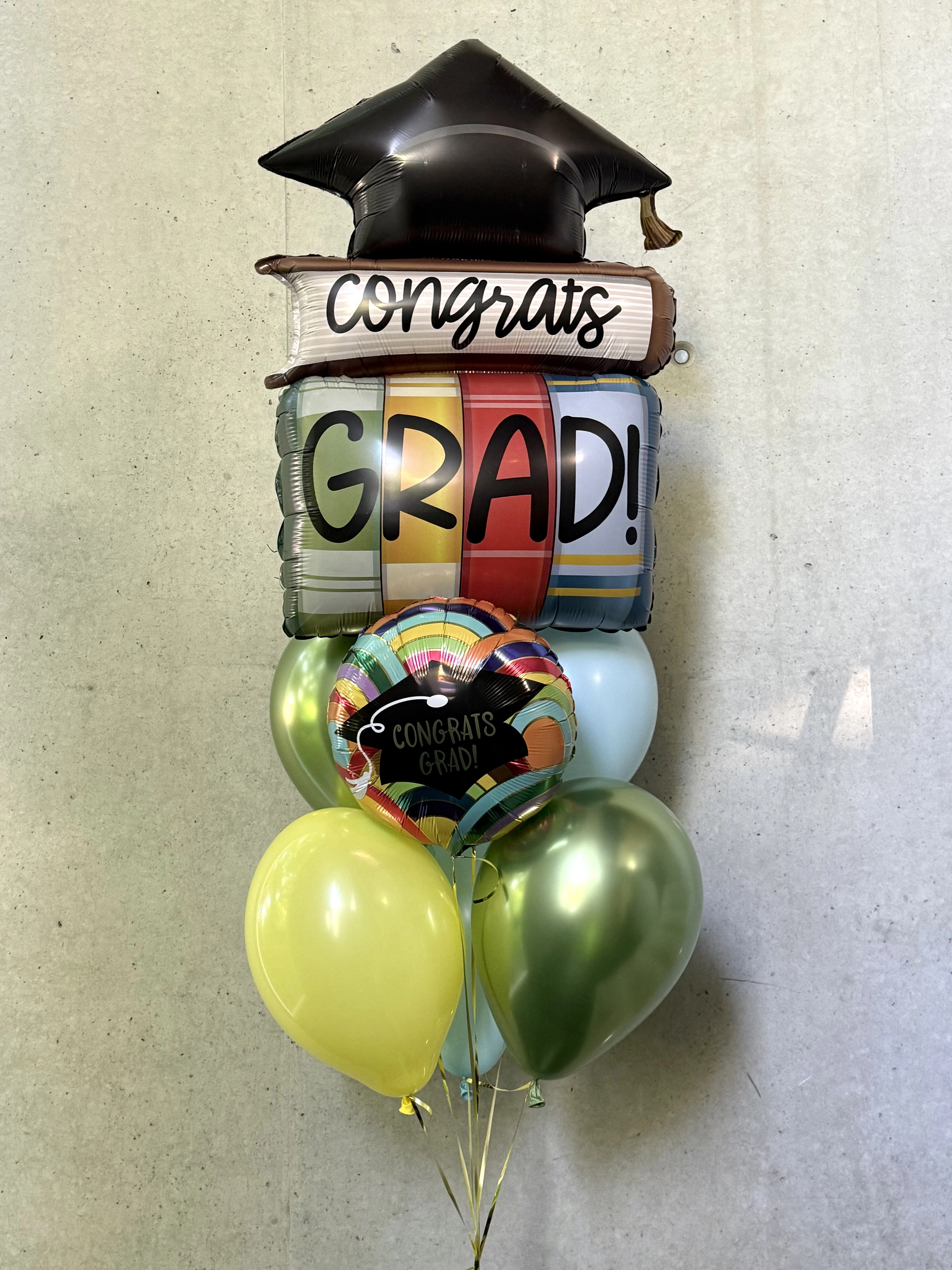 Balloon arrangement “Graduation”
