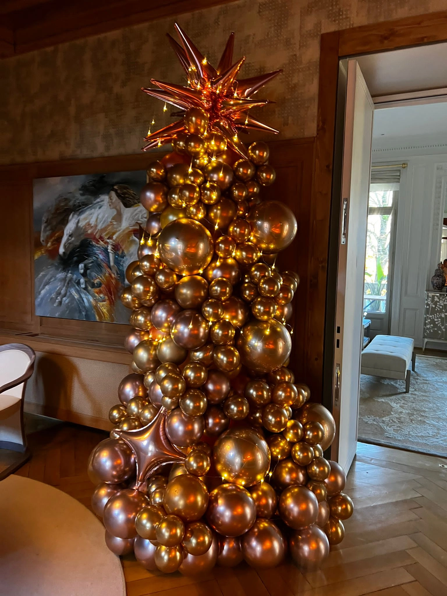 Deluxe 2-meter Balloon Christmas tree with LED lights 